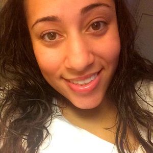 Meet your Posher, Jazmine